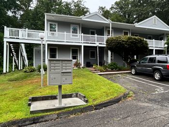 67 Hidden Knolls Circle