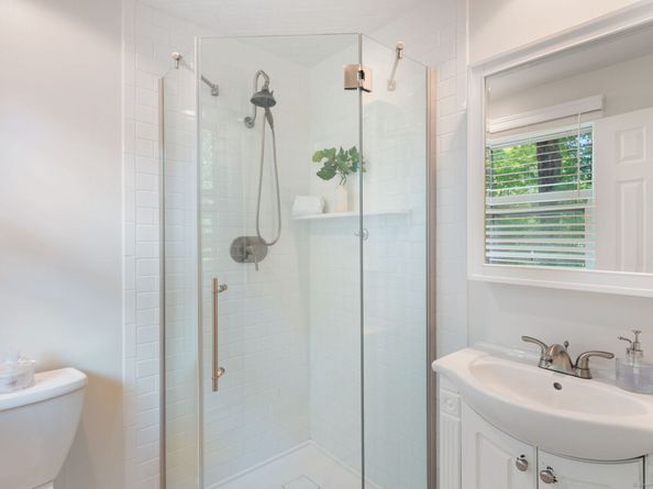 43 Hall Road, Easton CT 06612