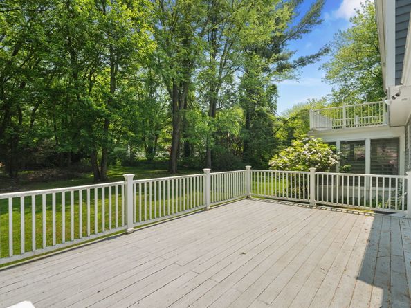 43 Hall Road, Easton CT 06612