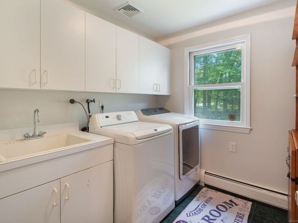 43 Hall Road, Easton CT 06612