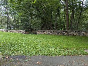 35 Sturbridge Road, Easton CT 06612