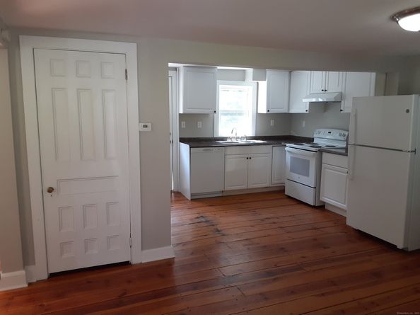67 Hanover Road, Newtown CT 06470