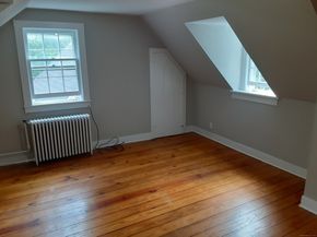 67 Hanover Road, Newtown CT 06470