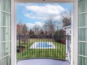 226 Putnam Road, New Canaan CT 06840