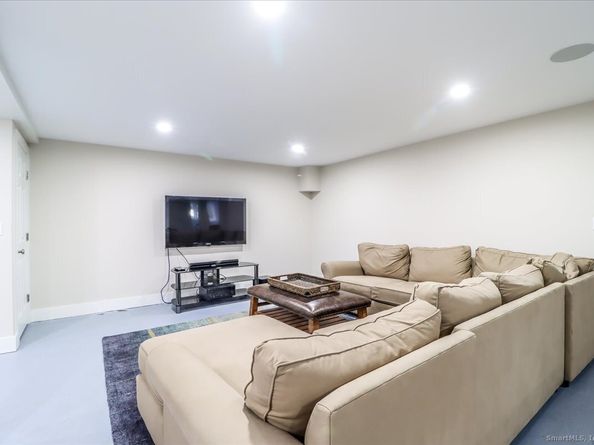 226 Putnam Road, New Canaan CT 06840