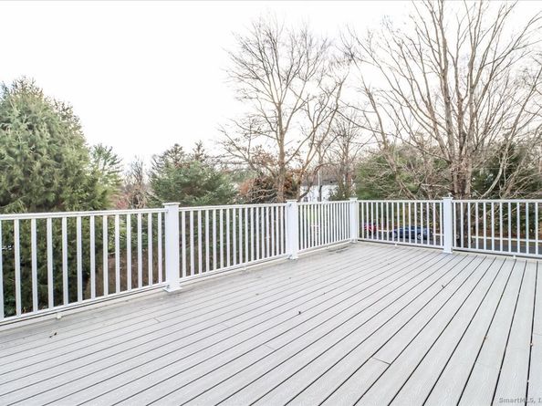 226 Putnam Road, New Canaan CT 06840