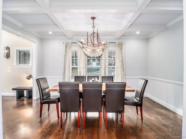 226 Putnam Road, New Canaan CT 06840