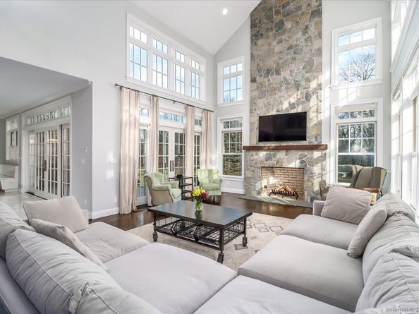 226 Putnam Road, New Canaan CT 06840