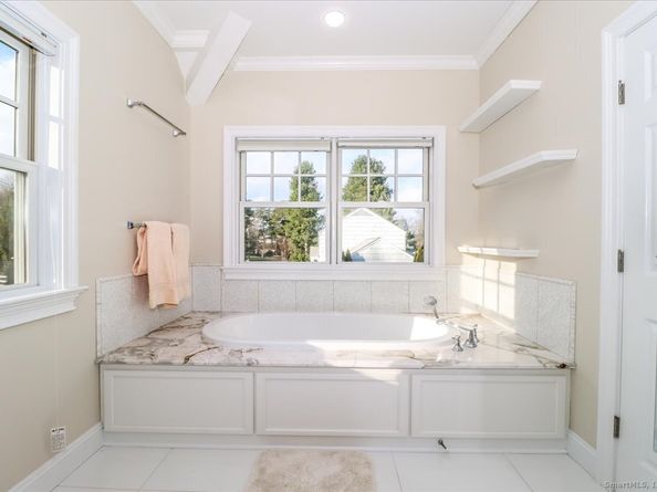 226 Putnam Road, New Canaan CT 06840