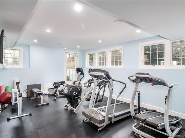 226 Putnam Road, New Canaan CT 06840