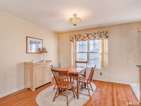 2904 Eaton Court 2904, Danbury CT 06811