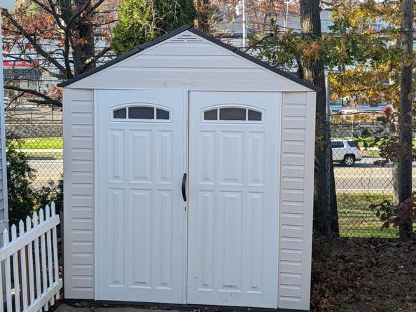 12 Horseshoe Drive, Shelton CT 06804