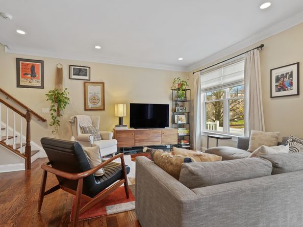 91 W Broad Street 11, Stamford CT 06902