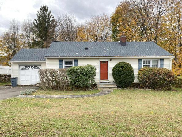 25 Topstone Drive, Danbury CT 06810