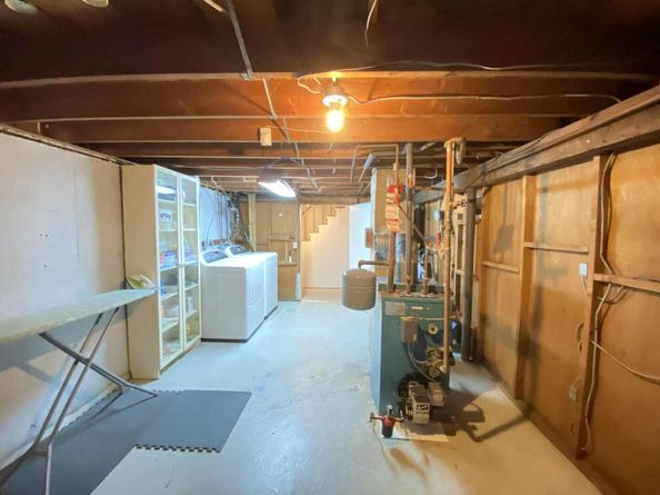 25 Topstone Drive, Danbury CT 06810