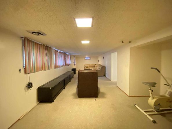 25 Topstone Drive, Danbury CT 06810