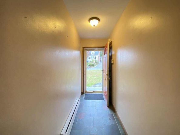 25 Topstone Drive, Danbury CT 06810