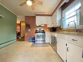 25 Topstone Drive, Danbury CT 06810