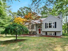 6 Stonegate Lane, Shelton CT 06484