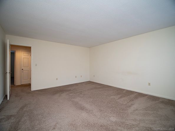 3989 Park Avenue 3989, Fairfield CT 06825