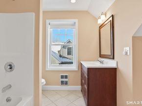 33 Glenwood Avenue 1, Norwalk CT 06854