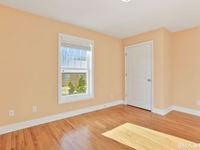 33 Glenwood Avenue 1, Norwalk CT 06854