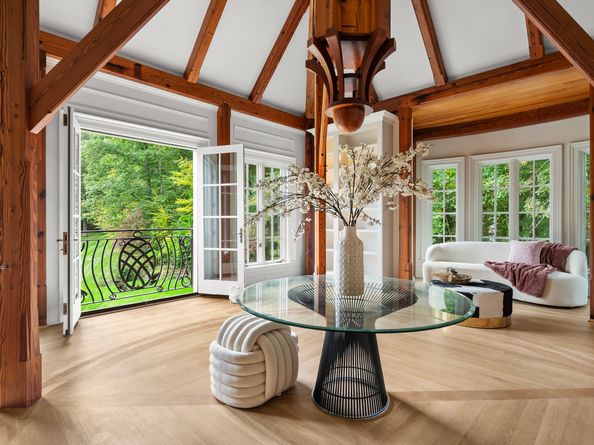 119 Proprietors Crossing, New Canaan CT 06840