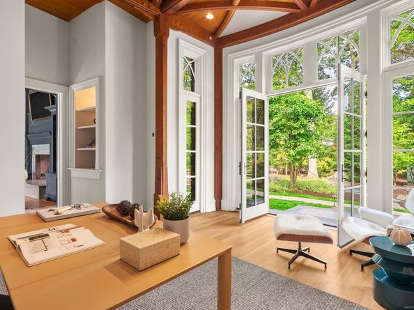 119 Proprietors Crossing, New Canaan CT 06840