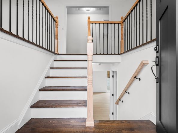 31 Sussex Place, Stamford CT 06905