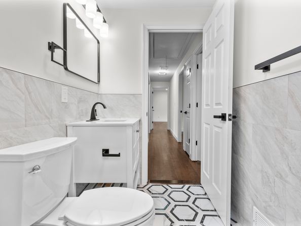 31 Sussex Place, Stamford CT 06905