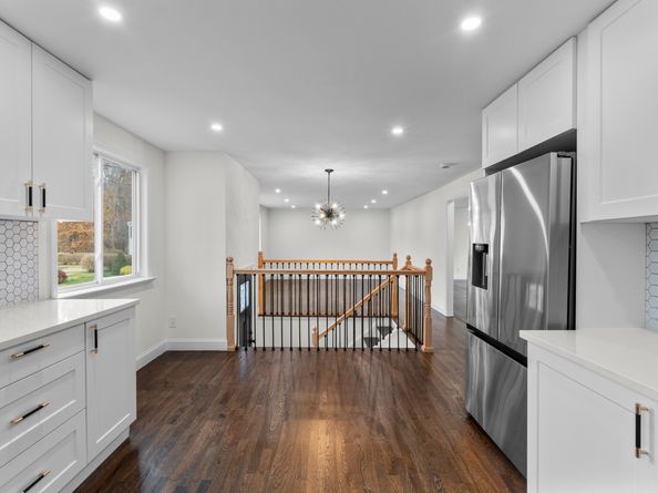 31 Sussex Place, Stamford CT 06905