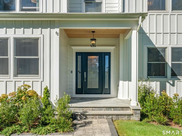 42 Woodbine Road, Stamford CT 06903