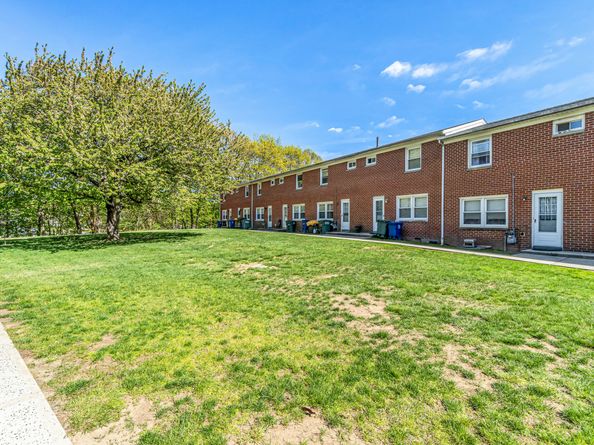 26 Karen Court A, Bridgeport CT 06606