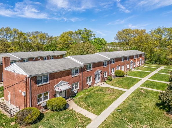 26 Karen Court A, Bridgeport CT 06606