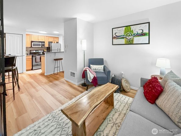 300 10th Avenue B105, Seattle WA 98122
