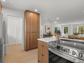 11238 Corliss Avenue N, Seattle WA 98133