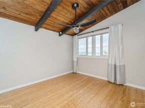 3717 Beach Drive SW 319, Seattle WA 98116