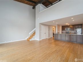 3717 Beach Drive SW 319, Seattle WA 98116