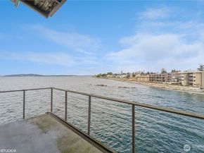 3717 Beach Drive SW 319, Seattle WA 98116