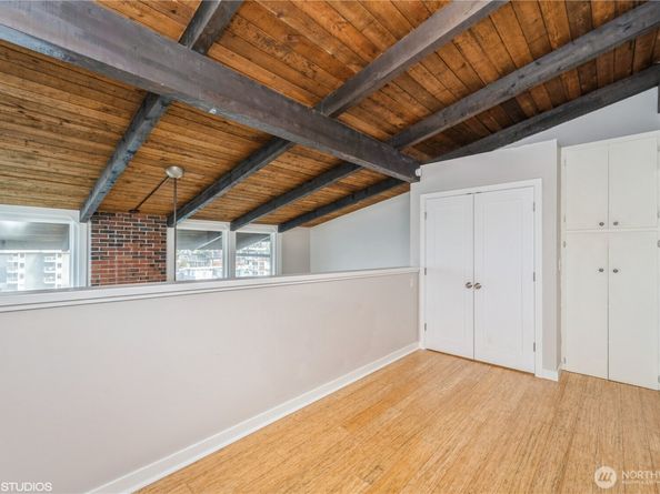 3717 Beach Drive SW 319, Seattle WA 98116