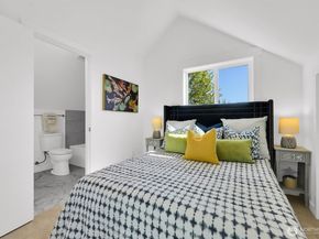 8040 19th Avenue NW, Seattle WA 98117