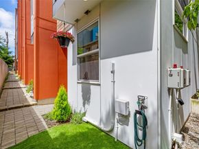 1406 21st Avenue A, Seattle WA 98122