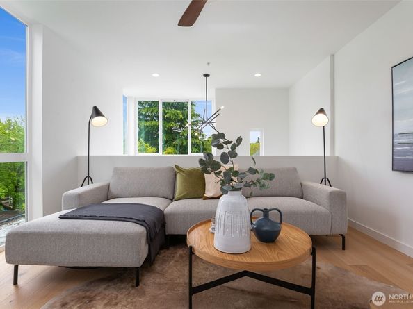 1406 21st Avenue A, Seattle WA 98122