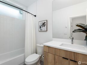 1406 21st Avenue A, Seattle WA 98122