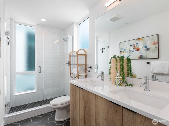 1406 21st Avenue A, Seattle WA 98122