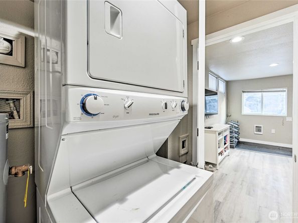 1934 NE Northgate Way, Seattle WA 98125