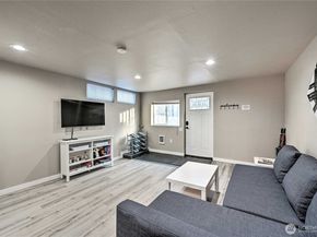 1934 NE Northgate Way, Seattle WA 98125