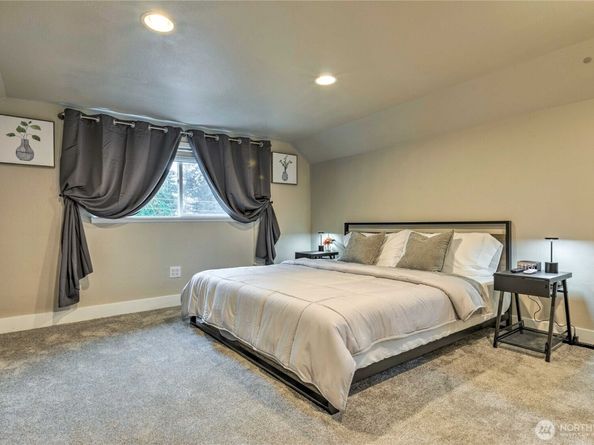 1934 NE Northgate Way, Seattle WA 98125