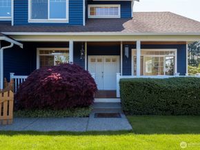15704 124th Avenue NE, Woodinville WA 98072