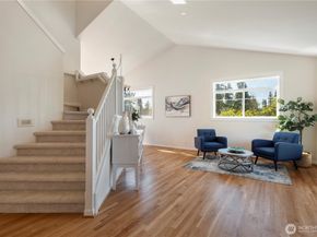 15704 124th Avenue NE, Woodinville WA 98072